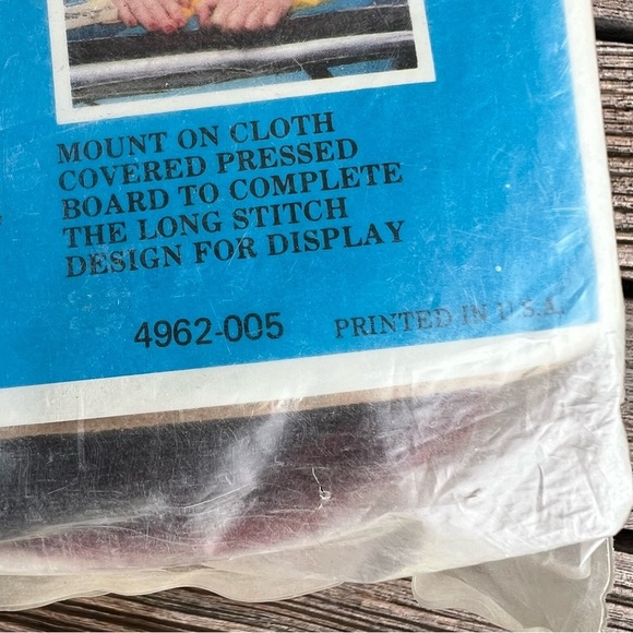 VTG Crown Elegence Long Stitch Needlework Pillow Cover Kit 9507 Winter NOS - Picture 5 of 6